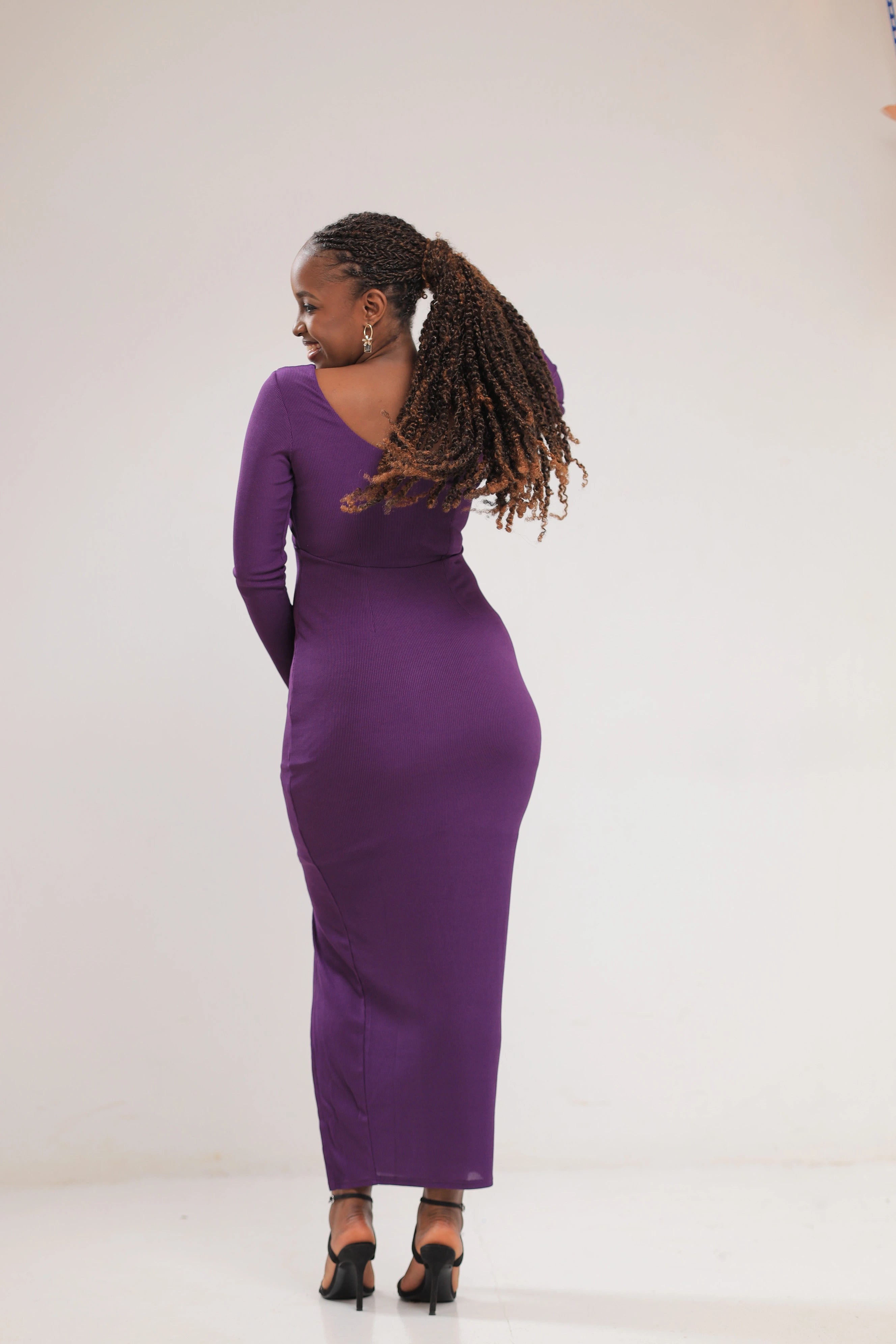 The violette body-con slit midi dress